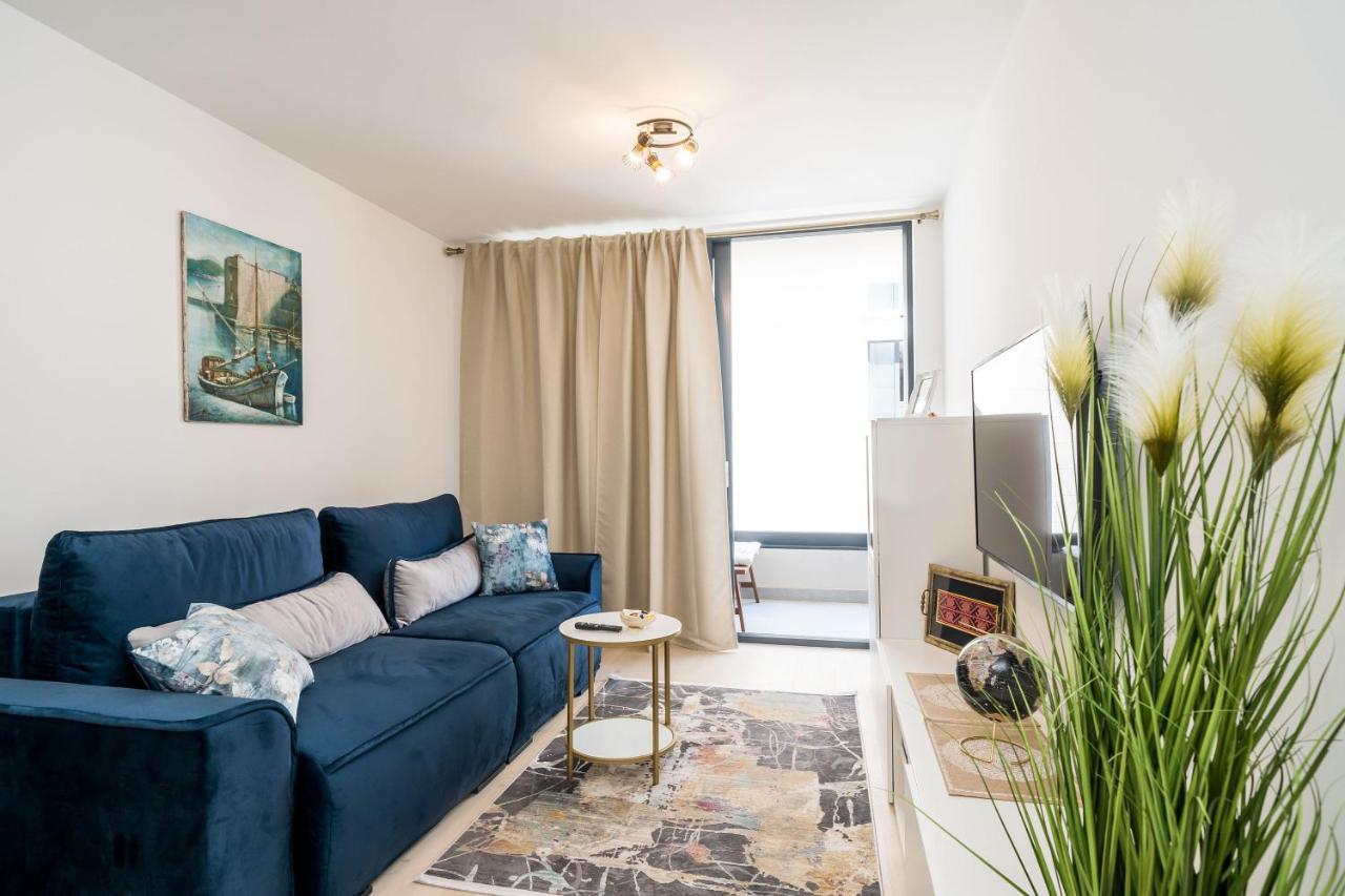Apartment Nava - New And Spacious Gem - Free Parking 두브로브니크 외부 사진