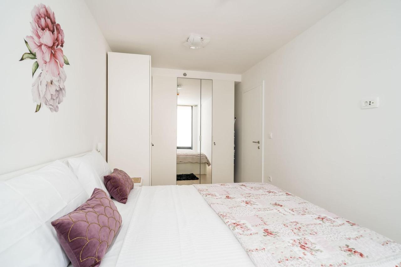 Apartment Nava - New And Spacious Gem - Free Parking 두브로브니크 외부 사진